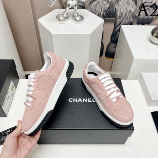 At the cutting edge of trends Casual shoes 2023SS CHANEL Chanel