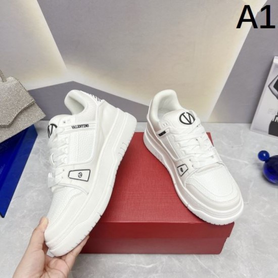 Limited quantity casual shoes 2023FW VALENTINO Valentino