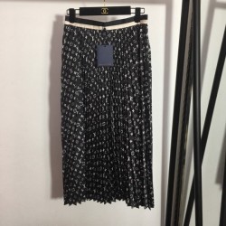 LOUIS VUITTON Louis Vuitton shining luxury perfect score 2023SS pleated skirt