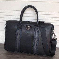 This year's fall favorite 2023FW VERSACE Men's briefcase