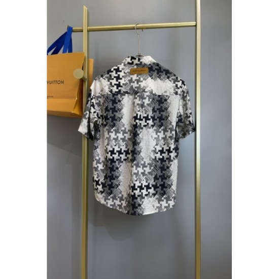 2023SS super popular beauty product sale short-sleeved shirt LOUIS VUITTON Louis Vuitton