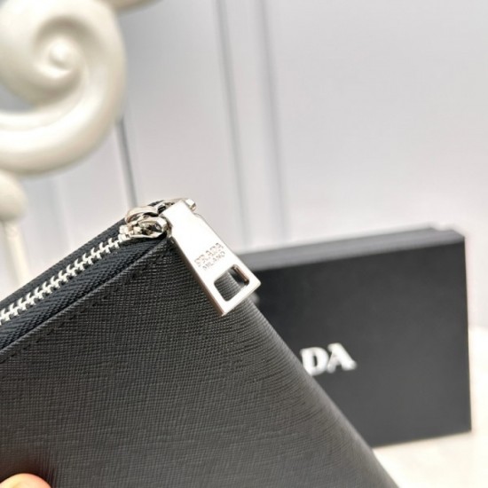 2023SS PRADA Prada A long wallet that you can fully enjoy this summer