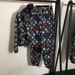 LOUIS VUITTON Louis Vuitton recommended sale 2023SS sports suit