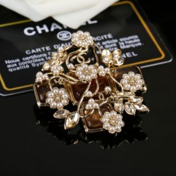 CHANEL Charming Style 2024SS Brooch