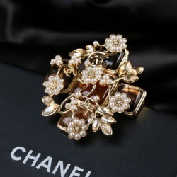 CHANEL Charming Style 2024SS Brooch