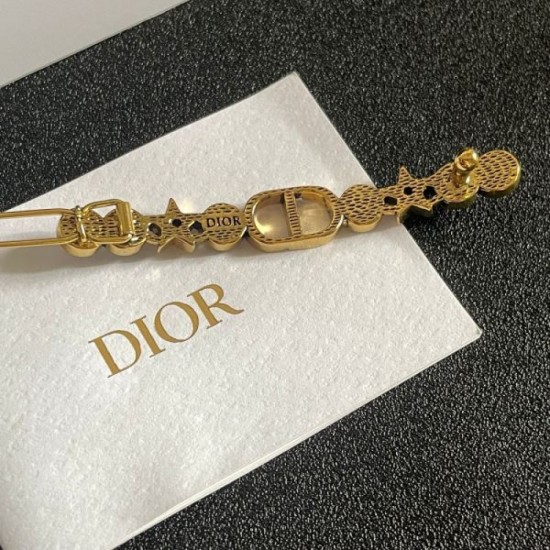 DIOR Dior 2024SS hair ornament that lets you feel the latest trends