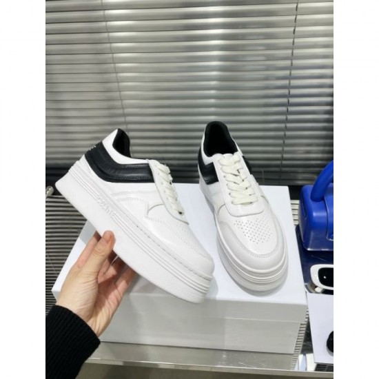 2024SS CELINE Women's Casual Shoes for a Modern Style