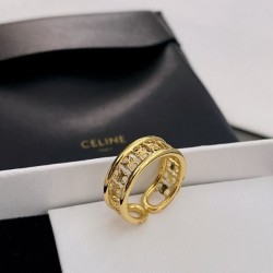 CELINE 2024SS ring, the perfect color for early spring