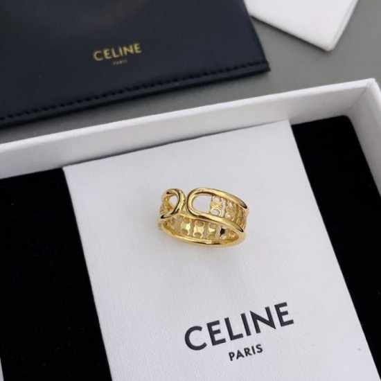 CELINE 2024SS ring, the perfect color for early spring