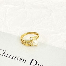 DIOR Dior 2024SS ring that has a presence every season