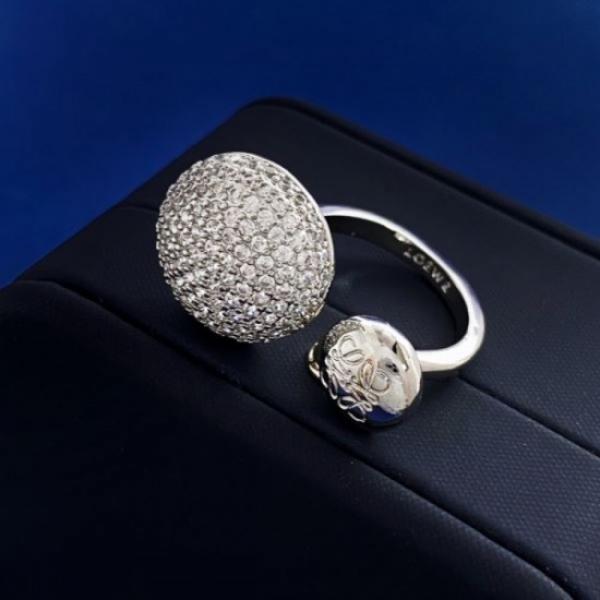 LOEWE 2024SS ring, a coveted brand that makes you feel good