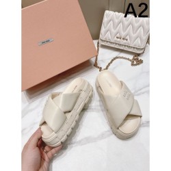 2024SS Favorite Elegant MIU MIU Women's Slippers