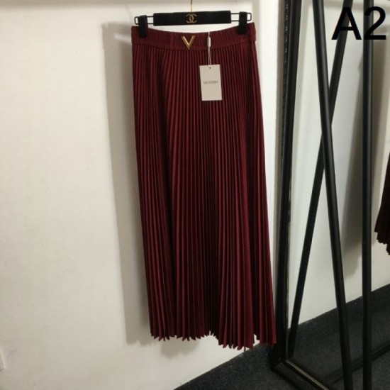 VALENTINO Pleated Skirt 2024FW Coming soon to Japan