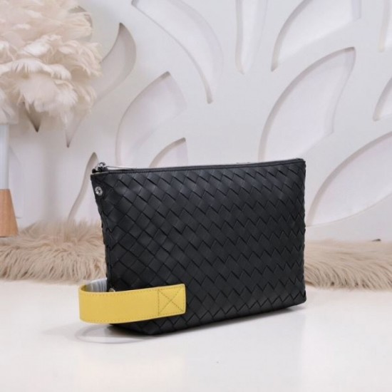 2024FW Clutch Bag BOTTEGA VENETA Bottega Veneta Holiday Limited