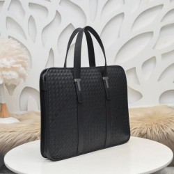 2024FW Briefcase BOTTEGA VENETA Bottega Veneta is becoming increasingly popular