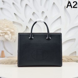 2024FW Briefcase HERMES Popular item in both magazines and the city