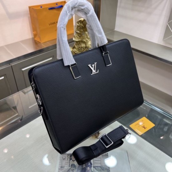 2024FW Briefcase LOUIS VUITTON I definitely want to buy it