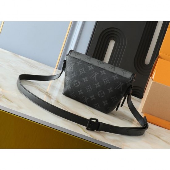 2024FW Shoulder Bag LOUIS VUITTON Louis Vuitton Super Essential Item