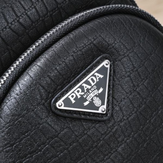 2024FW Chest Bag PRADA Prada goes well and is definitely recommended