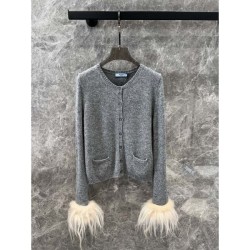 PRADA Prada Knit Cardigan 2024FW Fans flock to the new winter edition