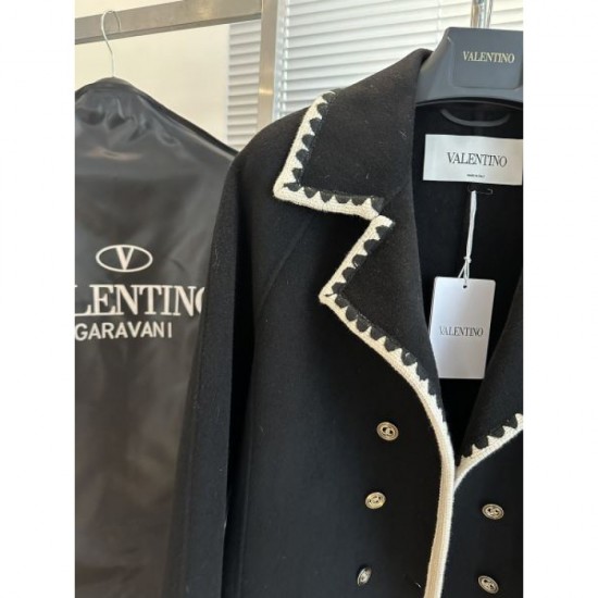 VALENTINO Coat 2024FW Ignite its popularity