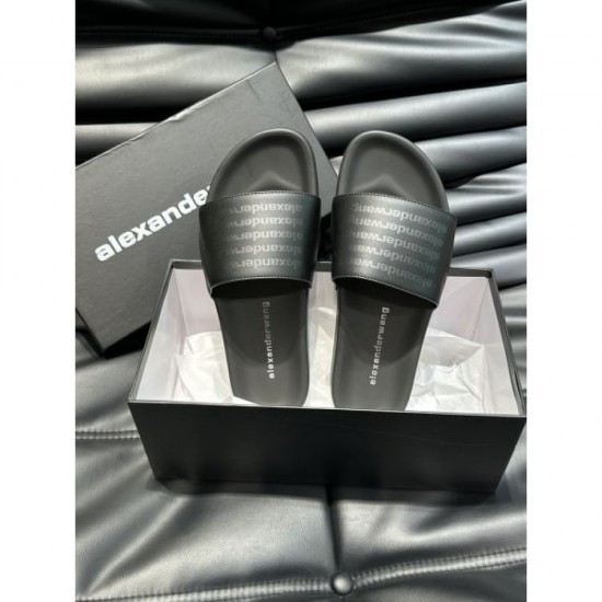 ALEXANDER WANG 2024SS men's slippers that will definitely be popular this summer