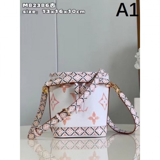 LOUIS VUITTON 2024FW Attractive Good Tote Bag