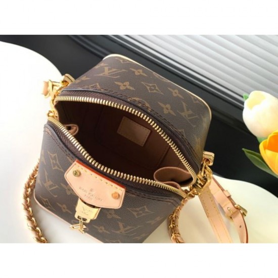 LOUIS VUITTON 2024FW Highly Attention Tote Bag