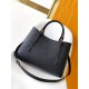 LOUIS VUITTON Louis Vuitton 2024FW Eye-catching tote bag