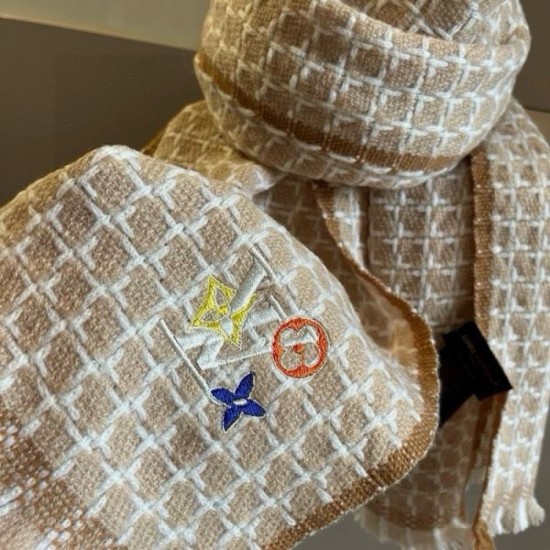 2024FW Scarf LOUIS VUITTON Louis Vuitton is sure to be a hit this year too