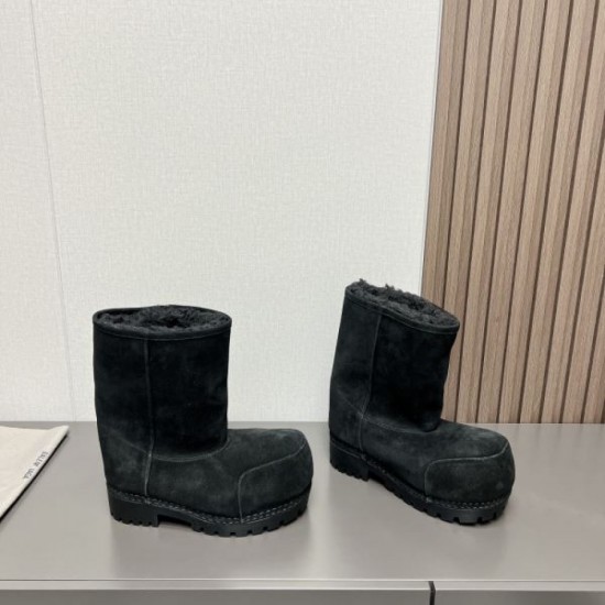 BALENCIAGA 2024FW Women's Boots No. 1 in total cumulative sales