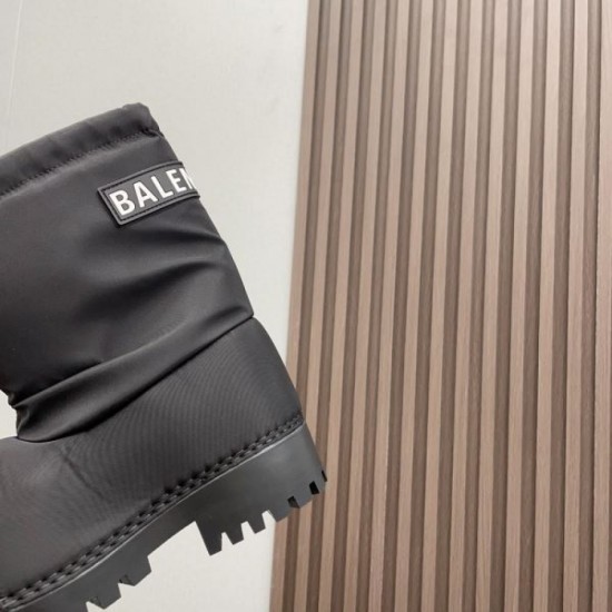 BALENCIAGA Balenciaga 2024FW Women's Boots Latest Autumn/Winter Works Are Sure to Sold Out