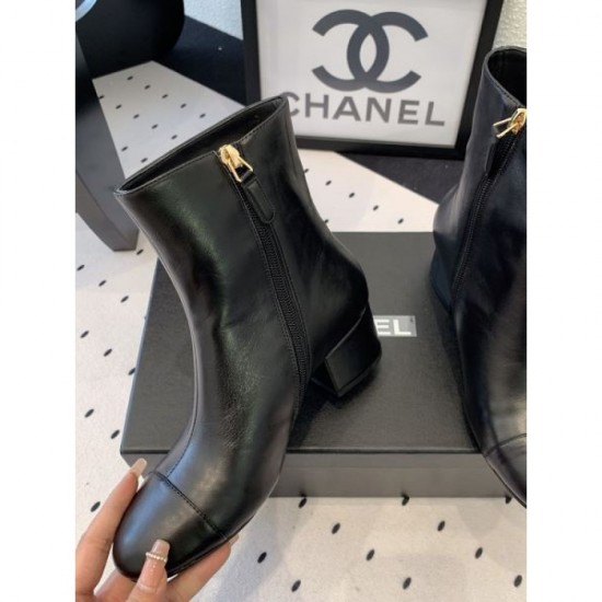 CHANEL 2024FW Women's Boots New product in pursuit of trends