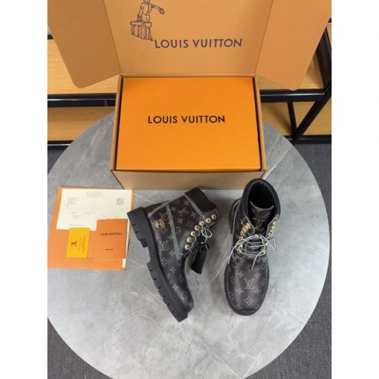 LOUIS VUITTON 2024FW Women's Boots Full of trends