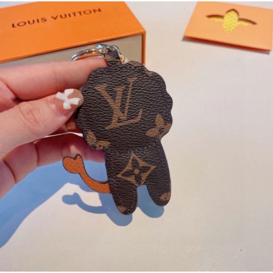 2024SS Keychain LOUIS VUITTON Adult and elegant